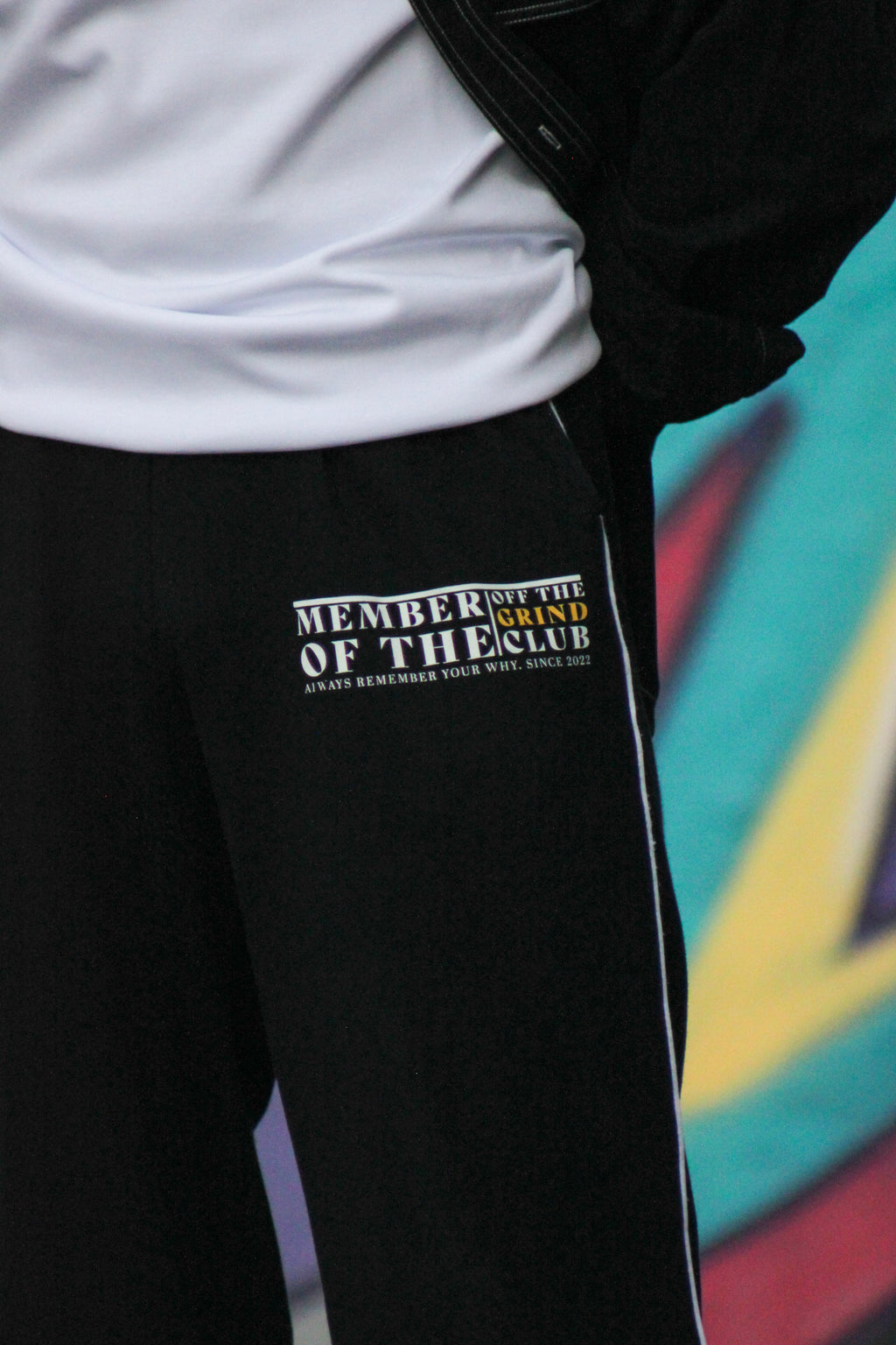 Essential Jogging zwart