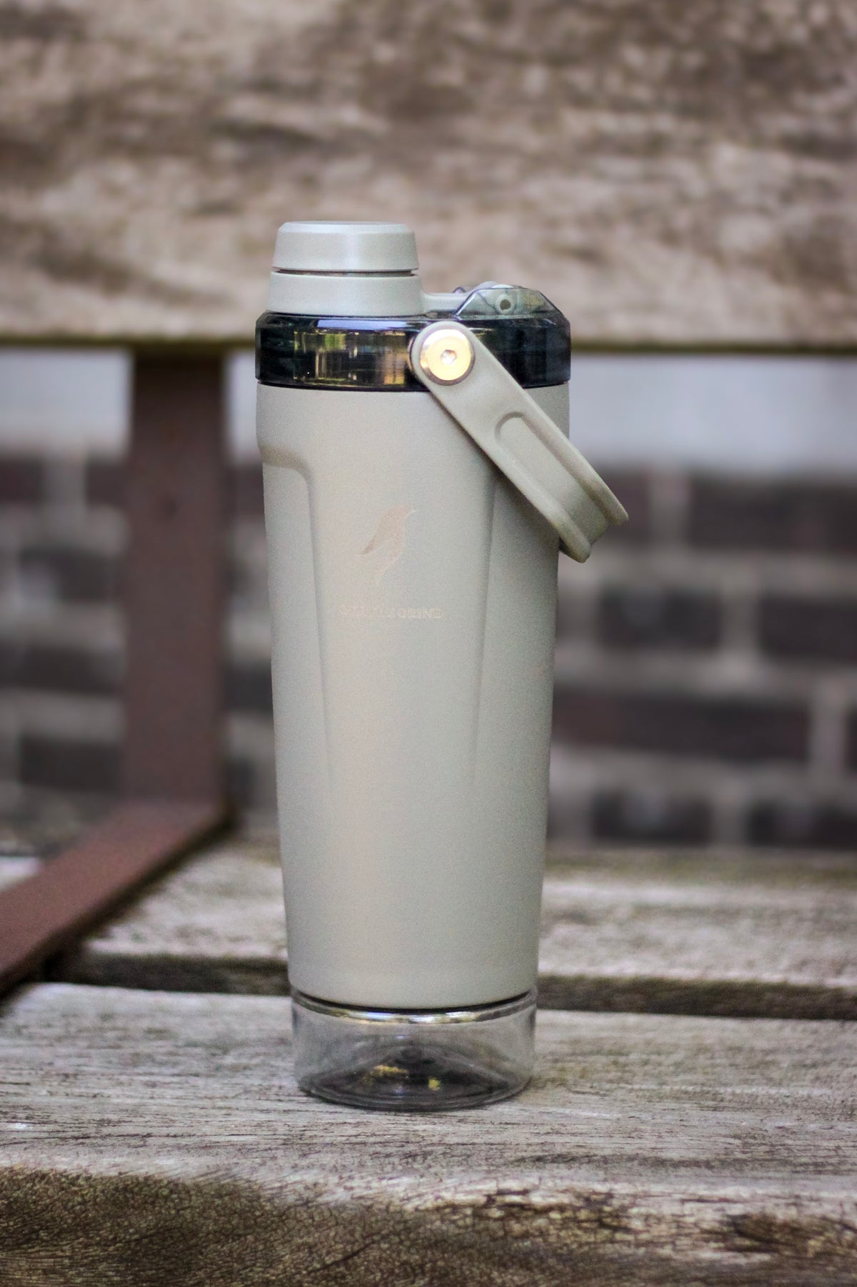 Off The Grind Utility Shaker - Gray