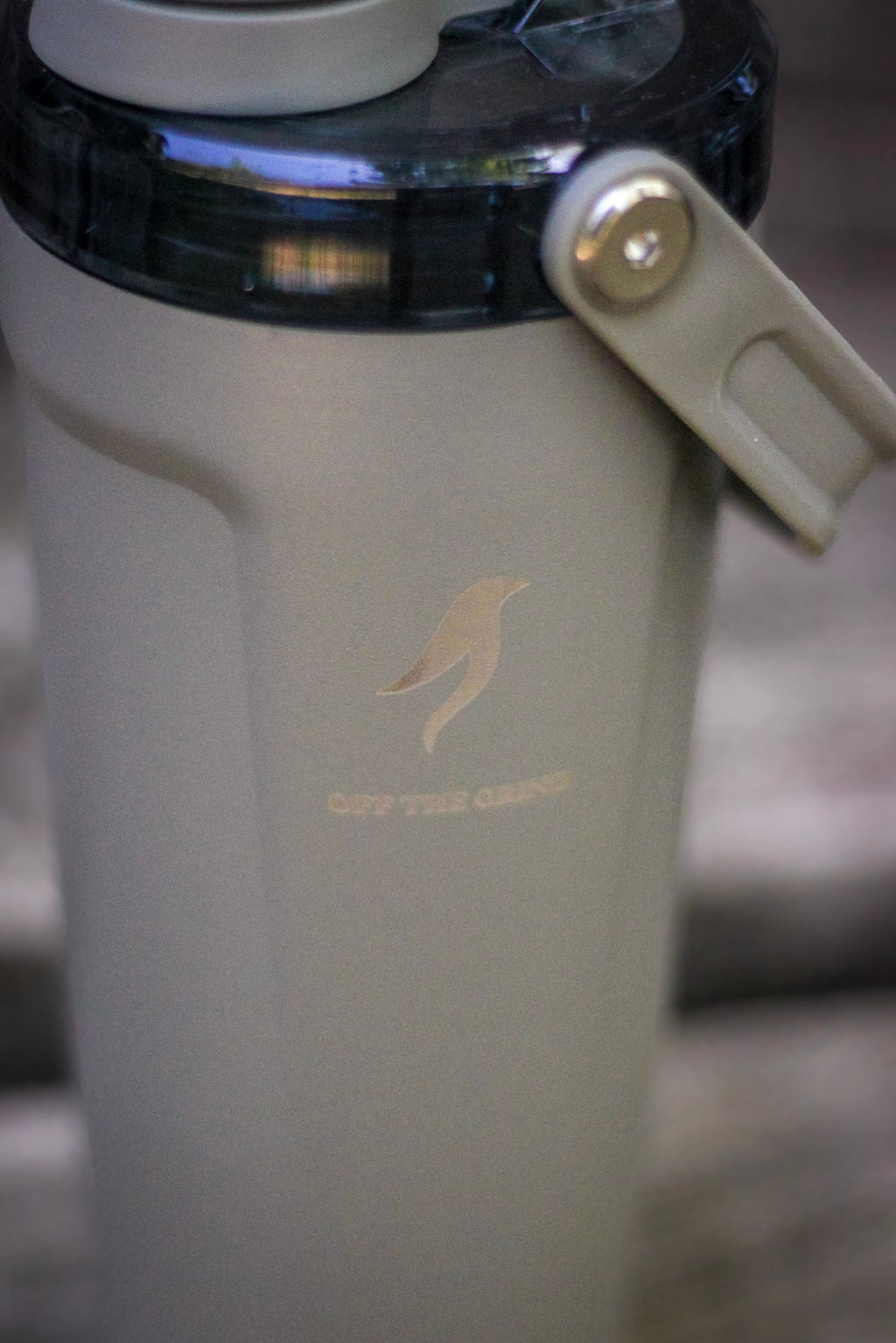 Off The Grind Utility Shaker - Gray